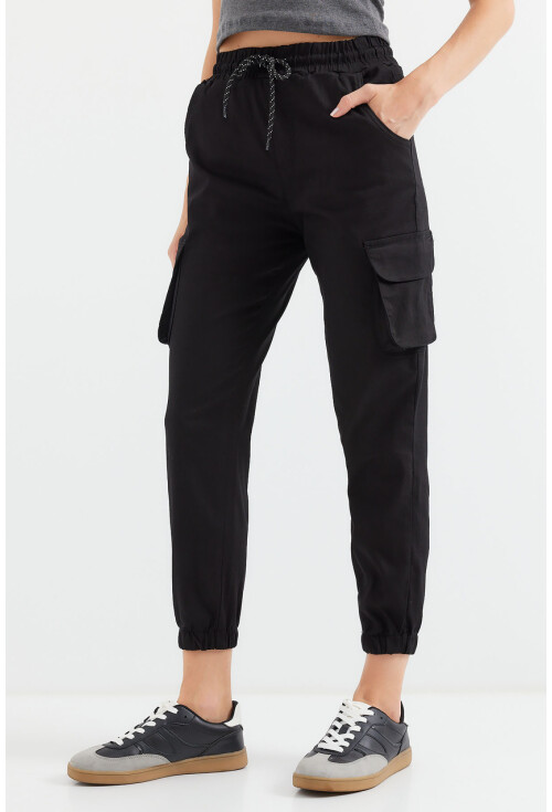 6667 Cargo Pocket Jogger Pants