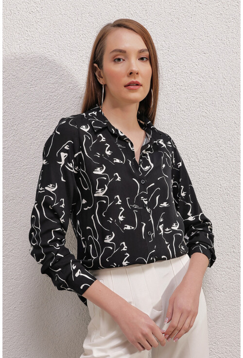 3721 Graphic Patterned Shirt