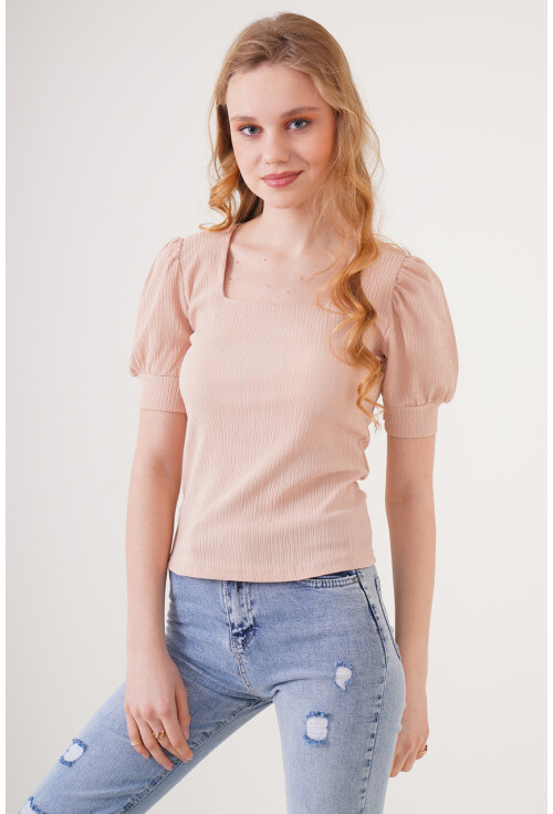 0409 Kare Yaka Örme Bluz