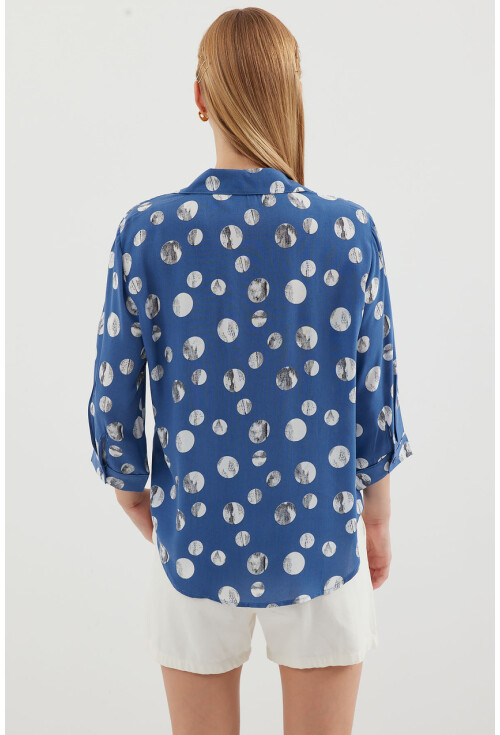 20243 Patterned Front-Tie Shirt