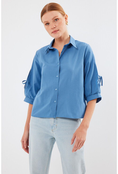 20246 Cropped Shirt With Sleeve Detail