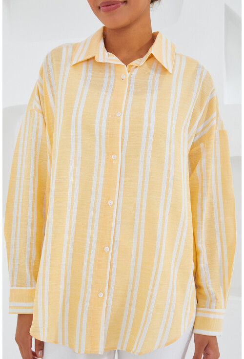 20251 Womens Striped Oversized Shirt