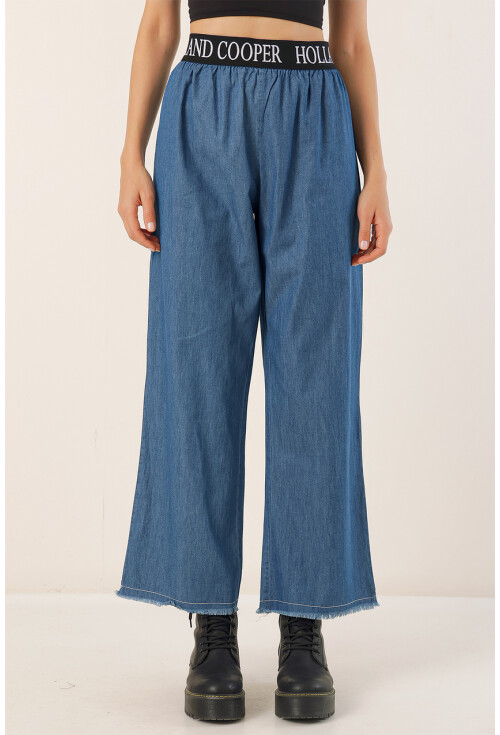6469 Wide Leg Jeans