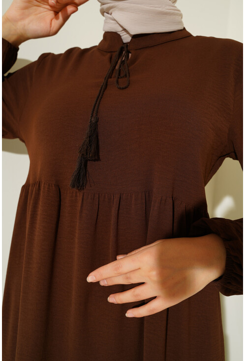 1627 Hijab Dress With Lace-Up Collar