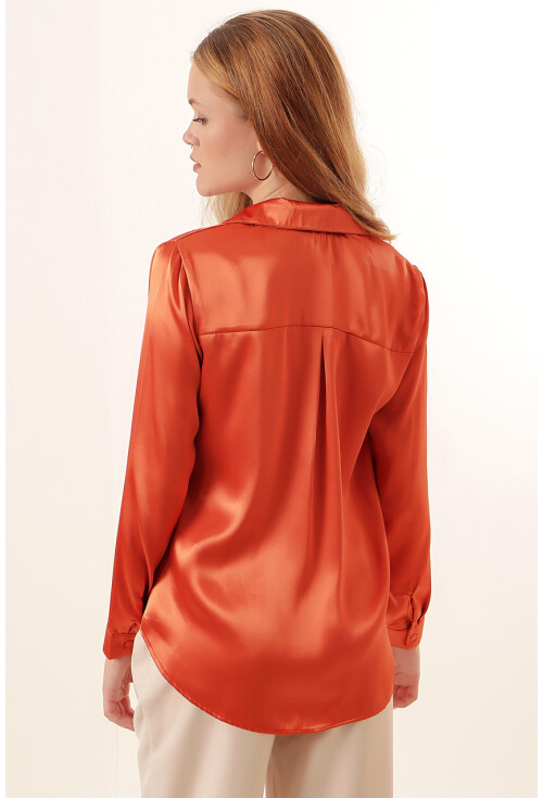 3964 Light Draped Satin Shirt