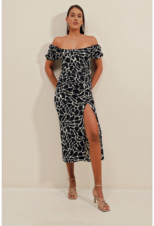 2396 Summer Knit Dress With Slit