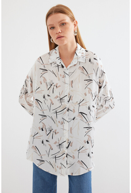 3985 Oversized Satin Shirt