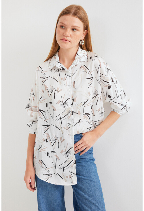 3985 Oversized Satin Shirt