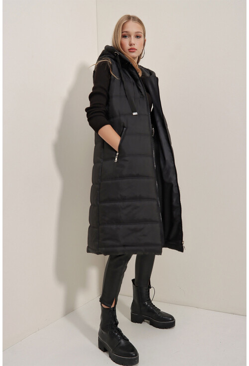 5140 Long Quilted Puffer Vest
