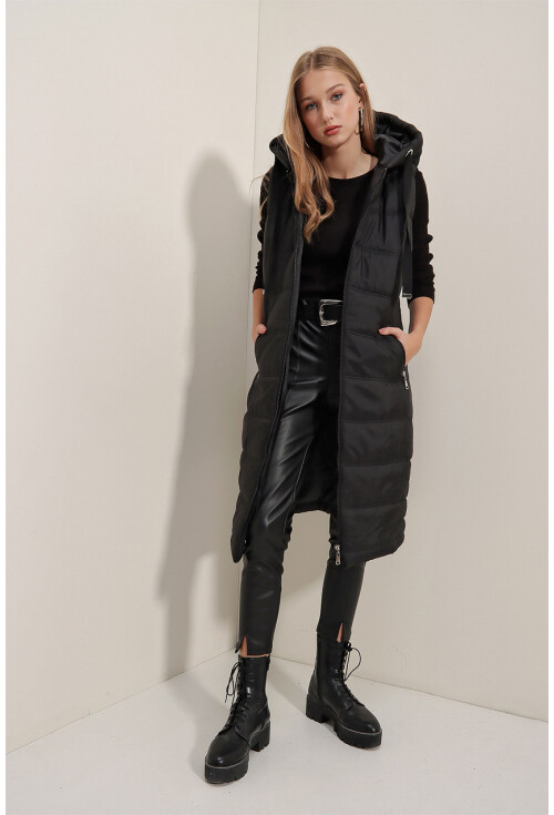 5140 Long Quilted Puffer Vest