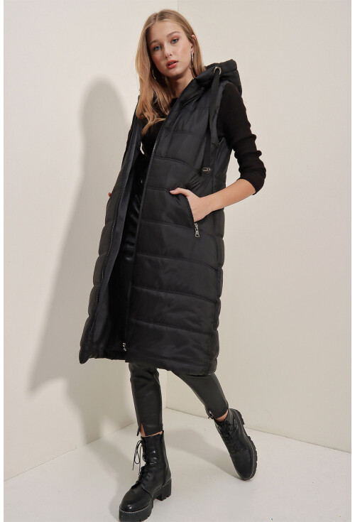 5140 Long Quilted Puffer Vest