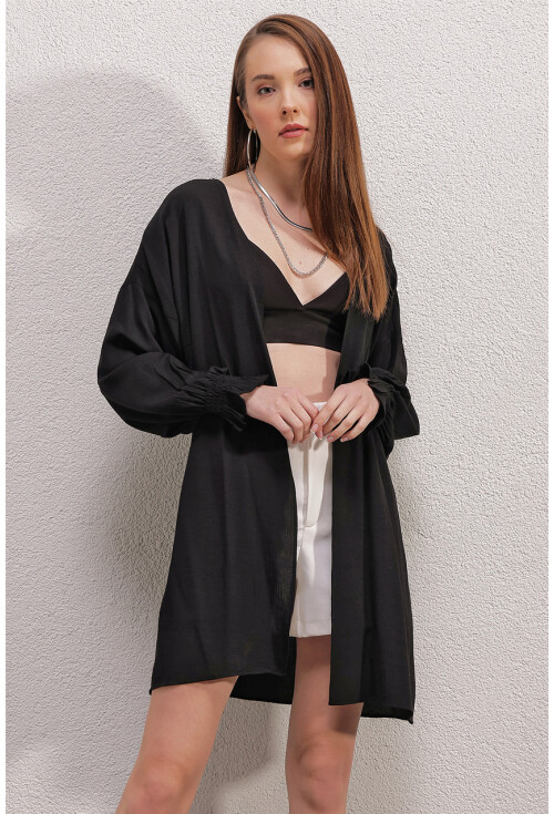 5882 Loose Fit Kimono