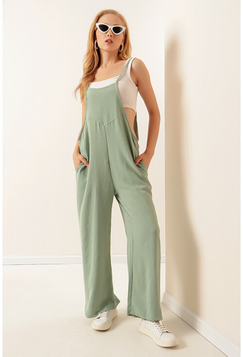 7019 Strappy Dungarees