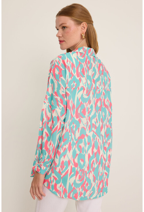 3985 Oversized Satin Shirt