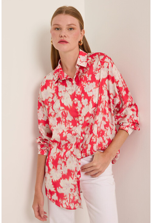 3985 Oversized Satin Shirt