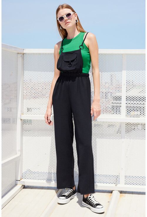 7023 Strappy Dungarees