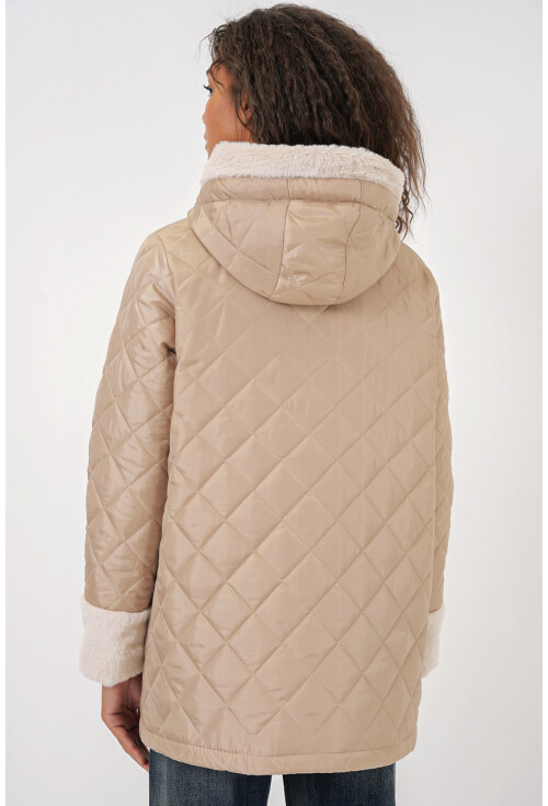 5197 Kapüşonlu Kapitone Mont