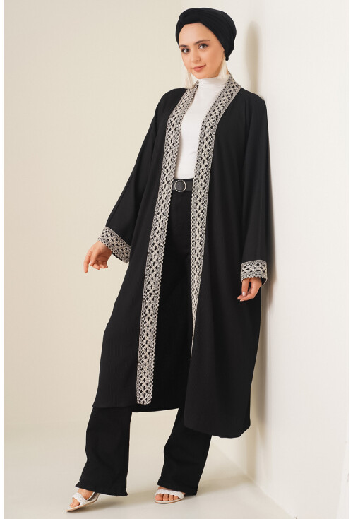 5865 Embroidered Knit Long Kimono