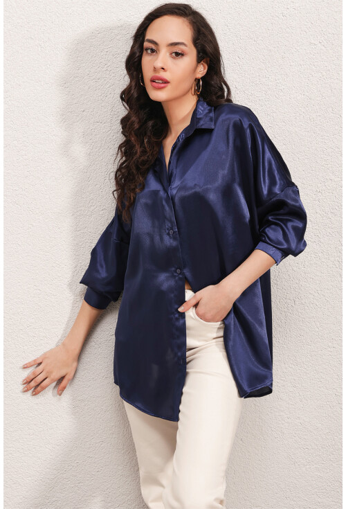3985 Oversized Satin Shirt