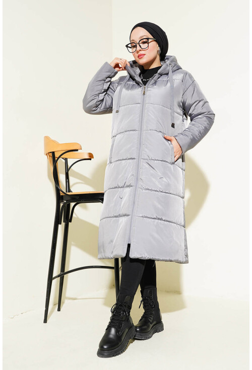 T5120 Kapşonlu Uzun Şişme Tesettür Mont