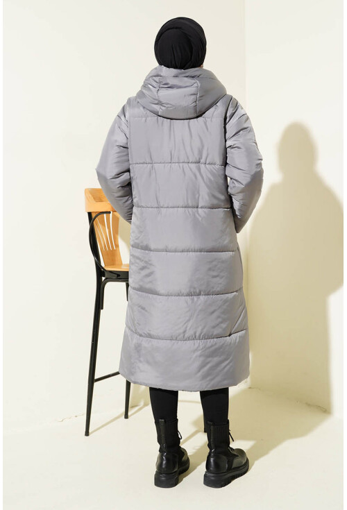 T5120 Kapşonlu Uzun Şişme Tesettür Mont