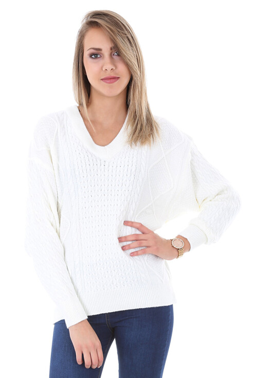 15582 Desenli V Yaka Triko Kazak