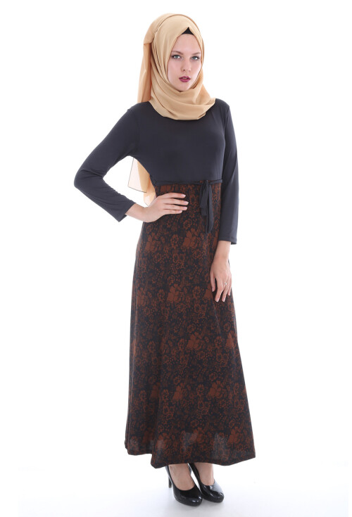 1567 Beli Kuşaklı Bisiklet Yaka Tesettür Elbise