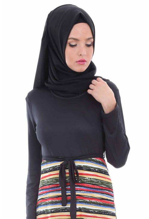 1567 Beli Kuşaklı Bisiklet Yaka Tesettür Elbise