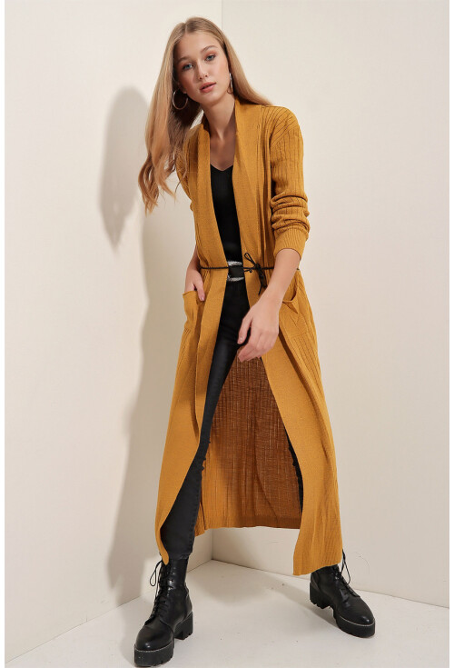 15690 Uzun Triko Hırka