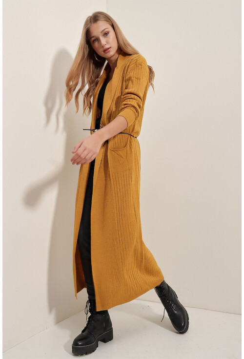 15690 Uzun Triko Hırka