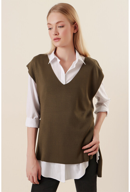 15760 Knit Vest With Belt