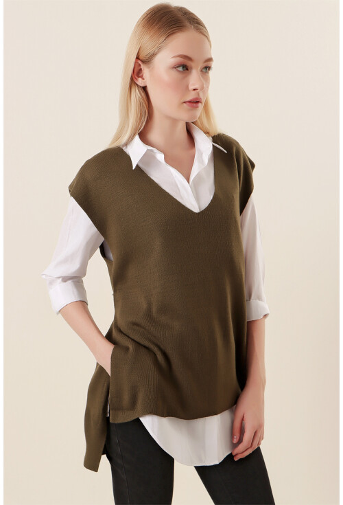 15760 Knit Vest With Belt