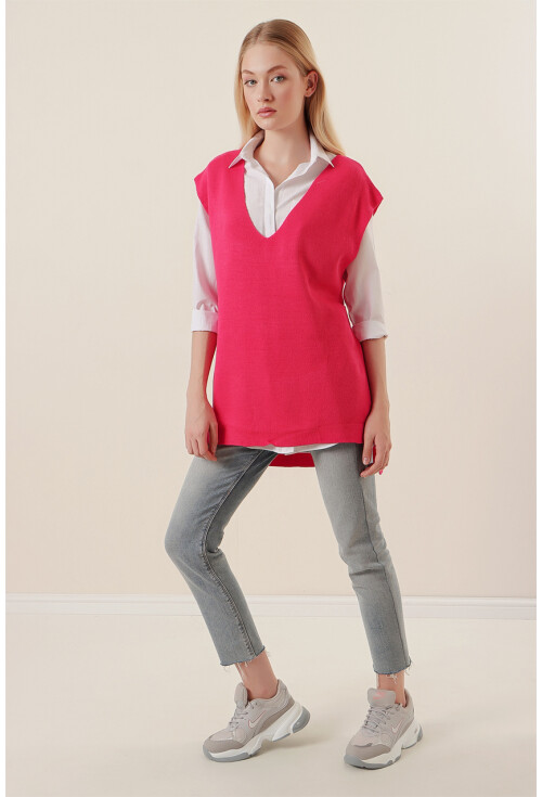 15760 Kuşaklı Triko Süveter