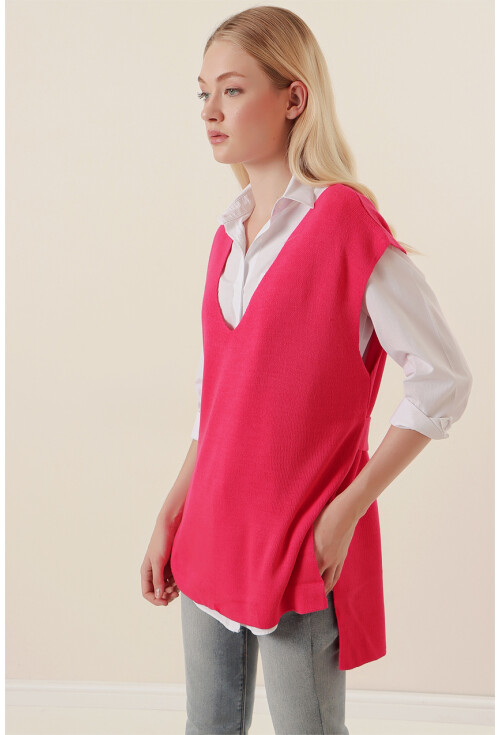 15760 Kuşaklı Triko Süveter