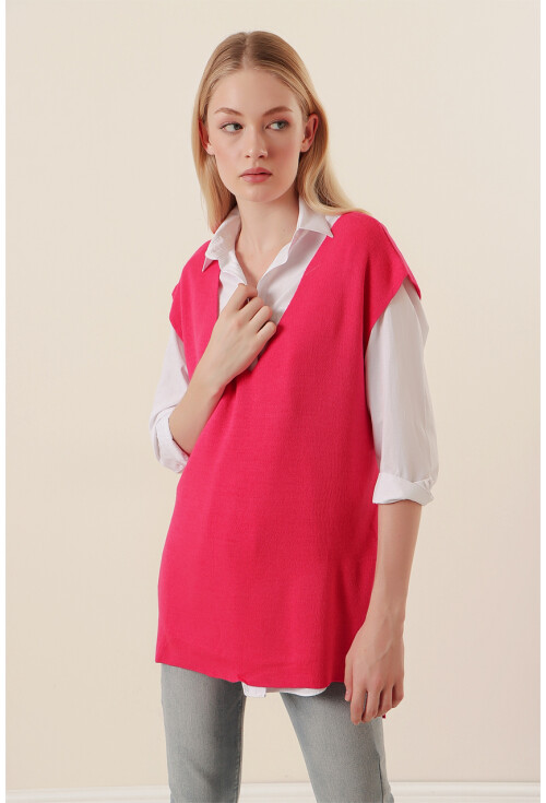 15760 Kuşaklı Triko Süveter