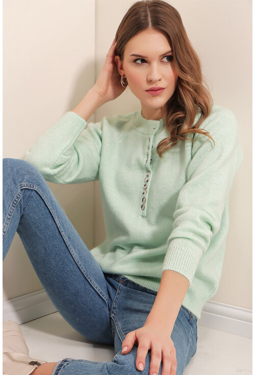 15809 Düğmeli Kazak