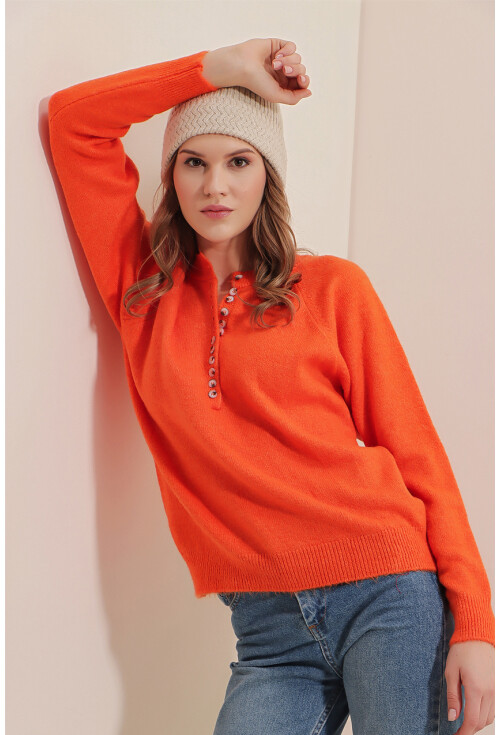 15809 Düğmeli Kazak