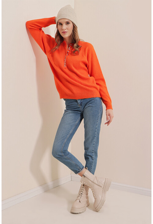 15809 Düğmeli Kazak