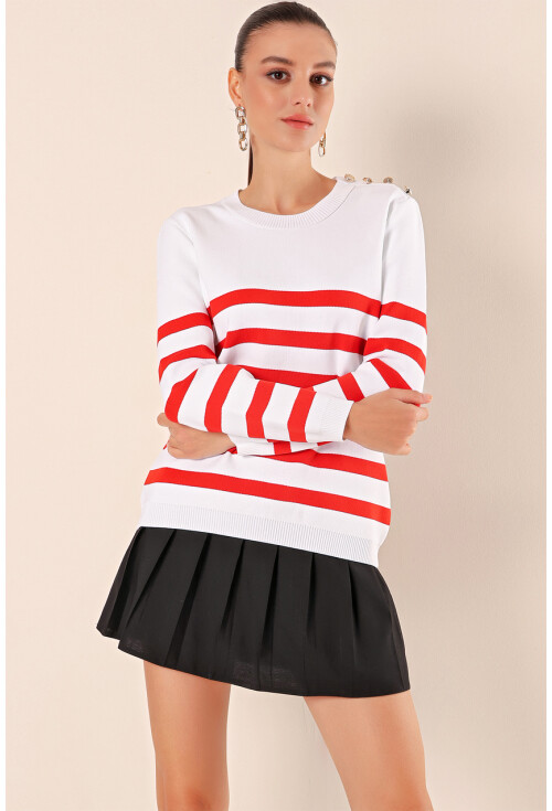 15820 Düğme Detay Çizgili Kazak