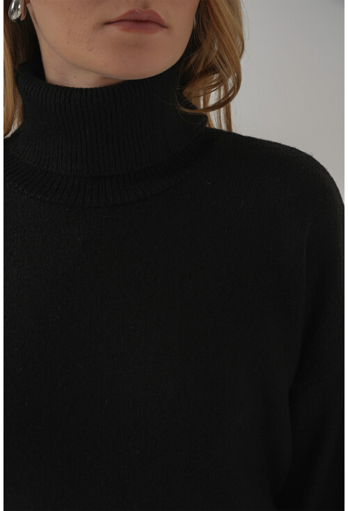 15917 Kadın Balıkçı Yaka Oversize Triko Kazak