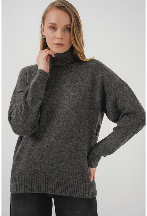 15917 Kadın Balıkçı Yaka Oversize Triko Kazak