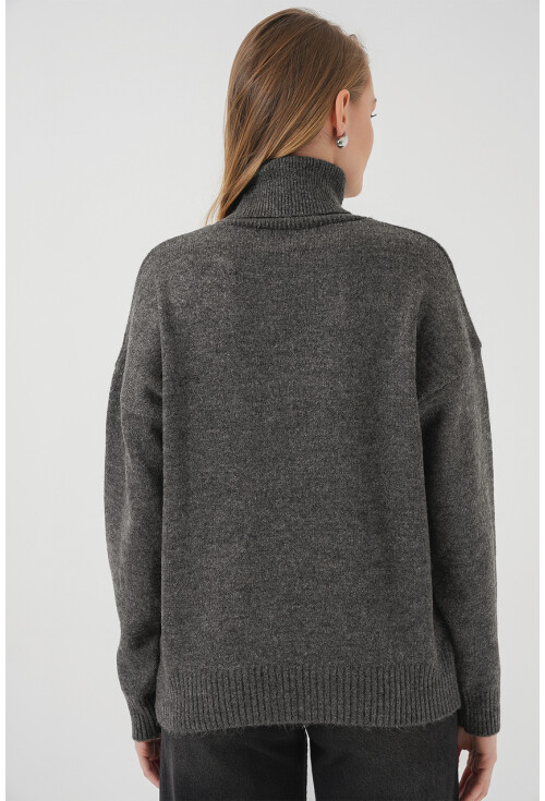 15917 Kadın Balıkçı Yaka Oversize Triko Kazak