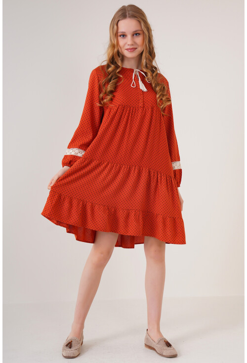 1637 Dantel Detaylı Volanlı Tunik