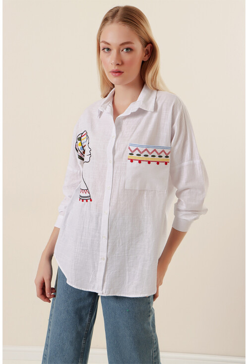 20131 Nakışlı Oversize Keten Gömlek