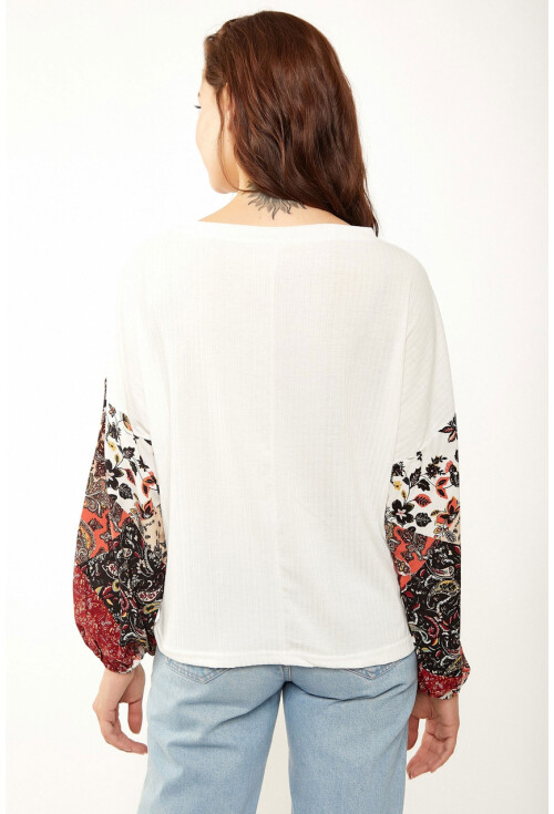 2888 Desenli Balon Kol Likralı Bluz