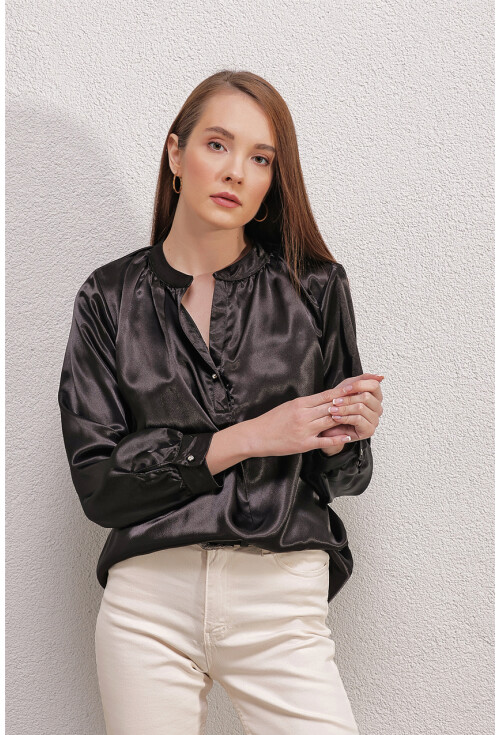 0447 Hakim Yaka Saten Bluz