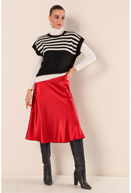 15830 Çizgili Triko Süveter