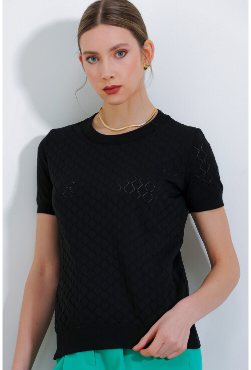 15867 Patterned Knit T-Shirt With Short Sleeve