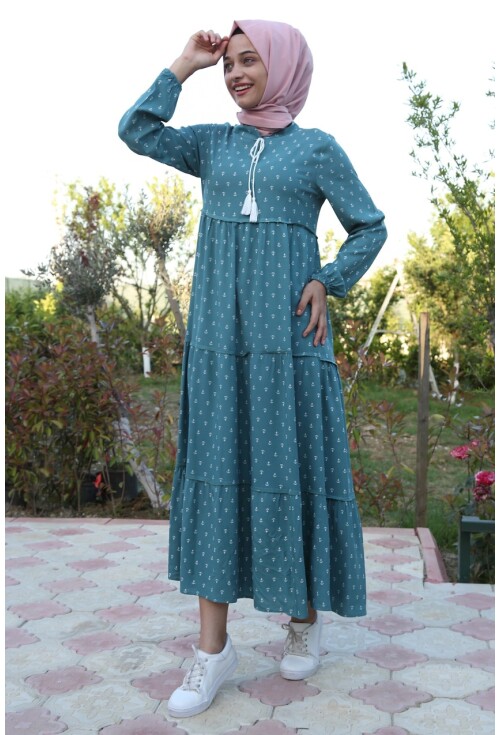 1627 Yaka Bağcıklı Tesettür Elbise