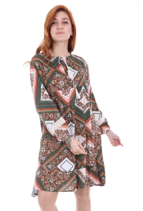 1637 Dantel Detaylı Volanlı Tunik